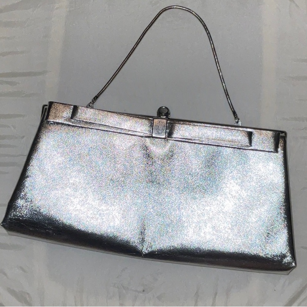 VINTAGE 1960’s HL Harry Levine Metallic Silver Bow Clutch Purse Bag EUC